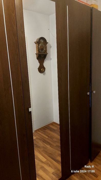 Dulap lemn cu oglinda 5 usi