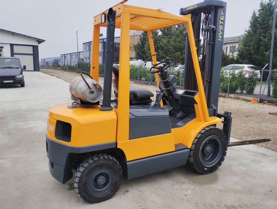 Stivuitor/Motostivuitor 2500kg/Înălțime 5,5M