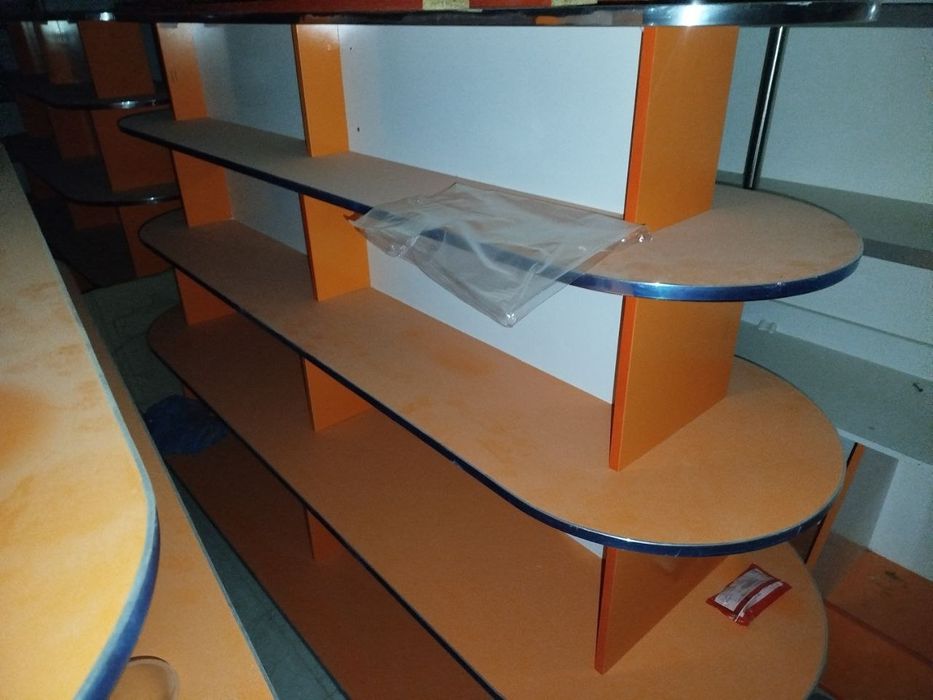 Do'kon uchun stellaj