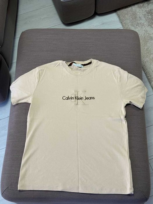 Дамска тениска Calvin Klein Jeans – Розова / Бежова