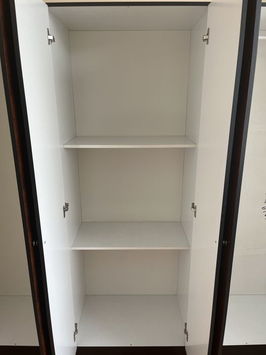 Спальный шкаф для одежды