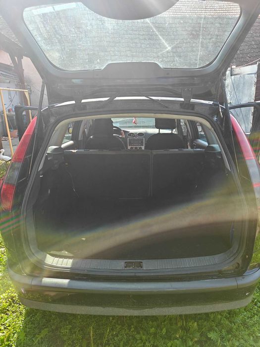 Ford Focus 1.8 benzină
