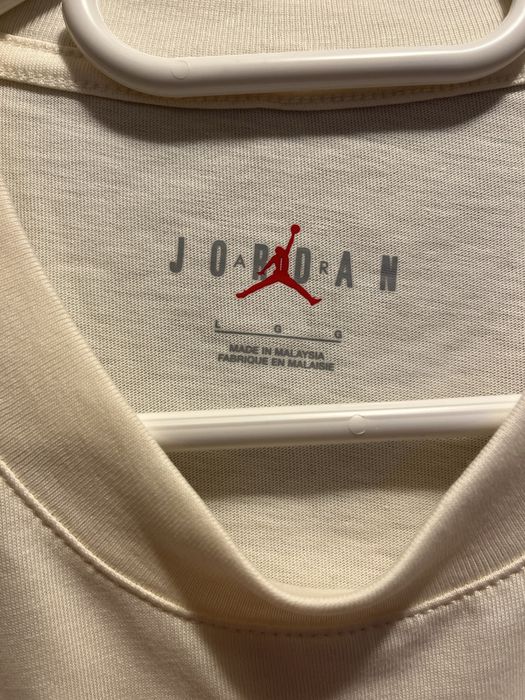 Tricou Jordan cu eticheta