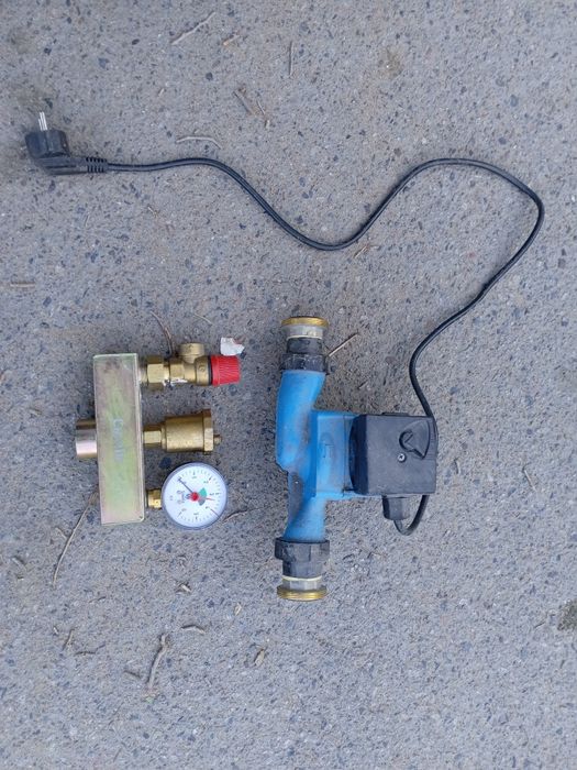 Продам газовый котел