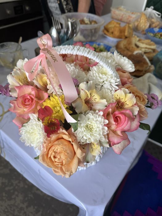 Свеживе цветы. В отличном состоянии.