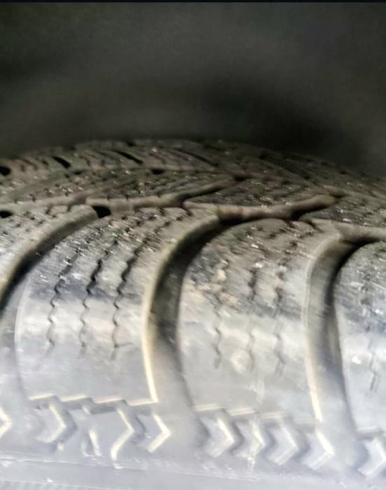 Anvelope iarna Debica Frigo cu jante195/65/15