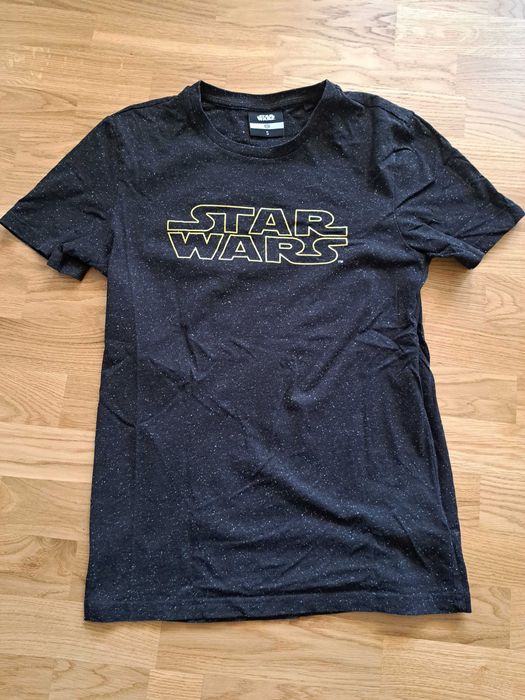Breloc + Tricou + 2 postere Star Wars