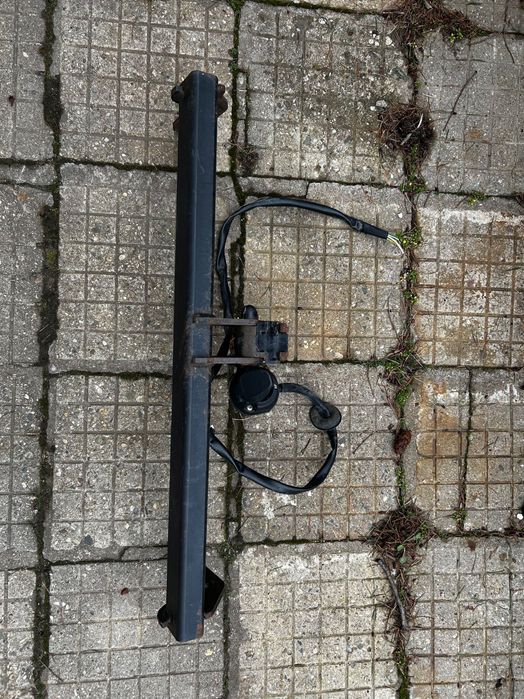 Теглич за Toyota