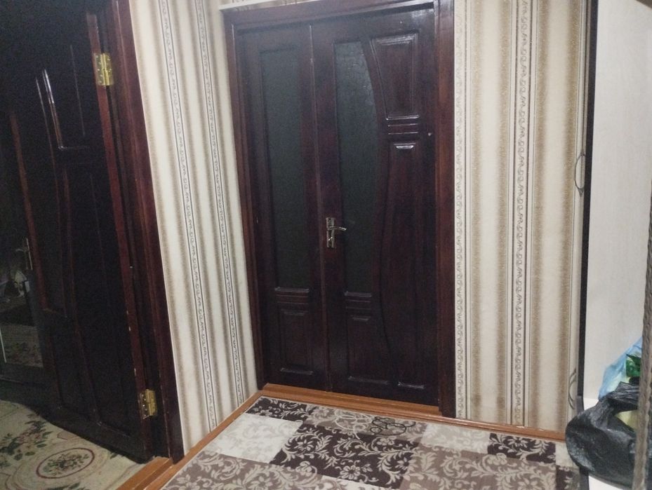 Продаётся квартира на Алмазарском районе  Кара-Камыше 1/1  5/4/2*3