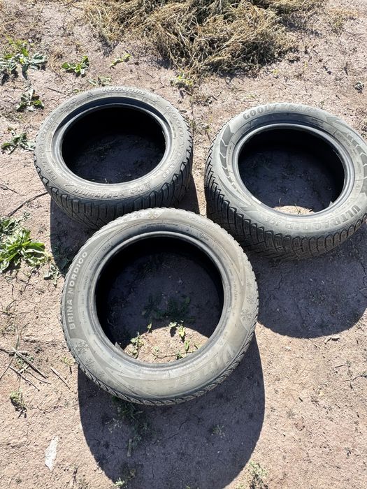 Продам резину r16 зима