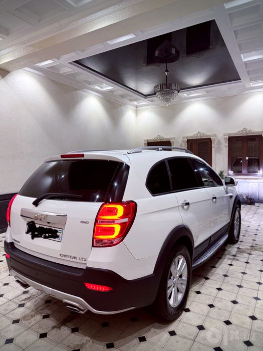 Chevrolet Captiva 4