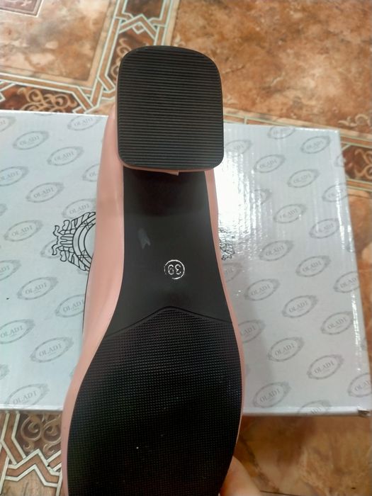 Туфли новые 39 размер