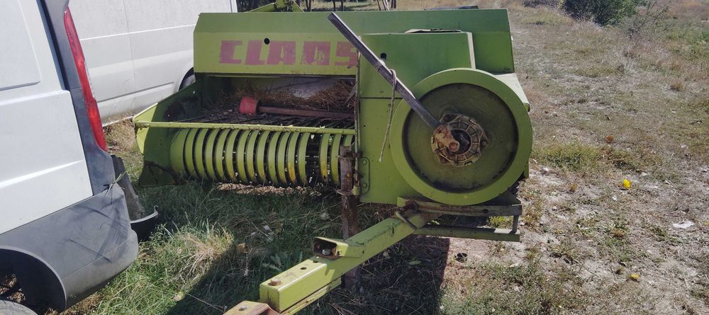 Vând presa Claas Markant 50