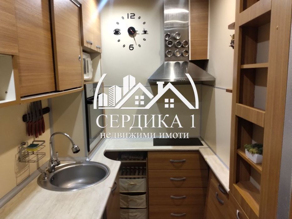 Продава се Тристаен апартамент в София, Фондови жилища - 61 кв.м за 1522 €/кв.м - Снимка #4
