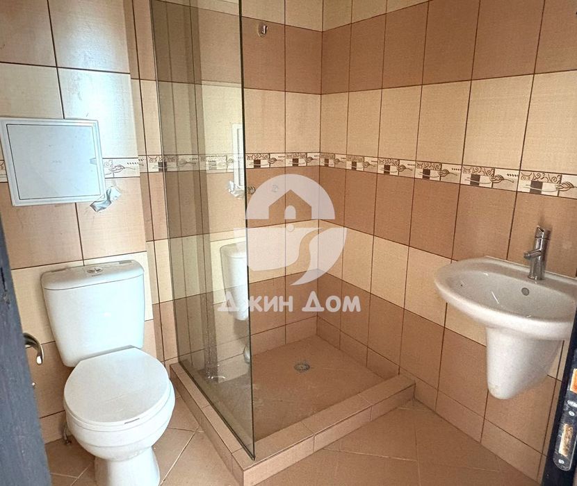 Продава се Тристаен апартамент в с. Кошарица, Област Бургас - 72 кв.м за 1049 €/кв.м - Снимка #4