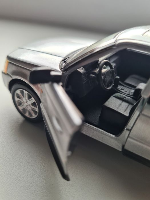 Машинка Range Rover металлическая