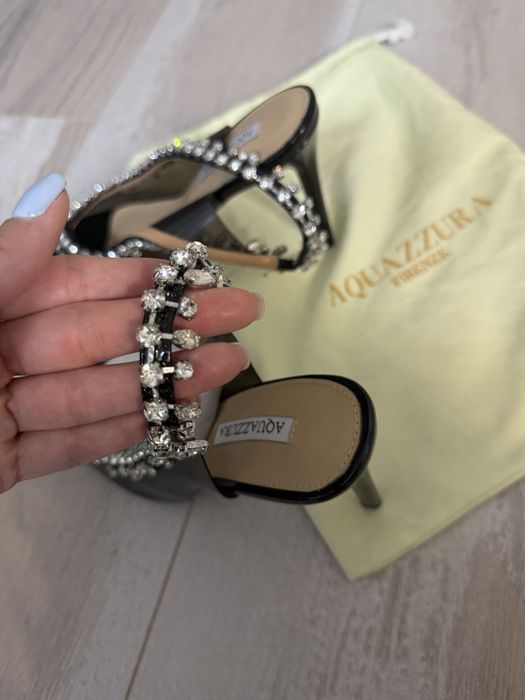 Aquazzura дамски обувки на ток с камъни