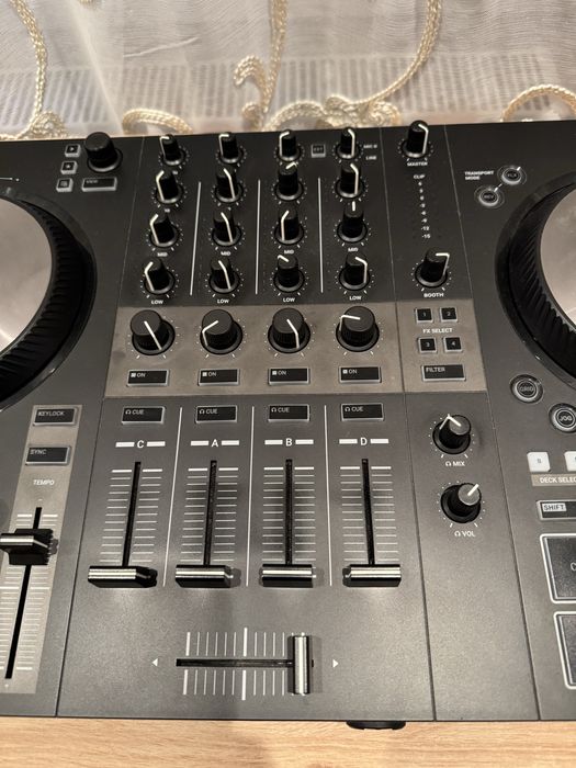 Native Instruments Traktor S3