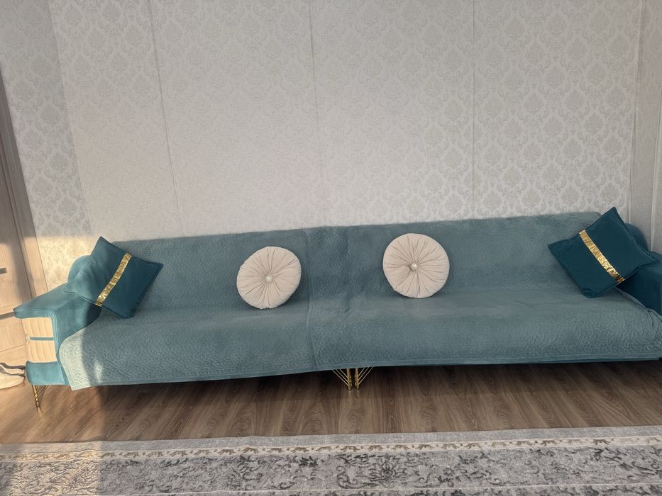 Продам диван в идеальном состояний