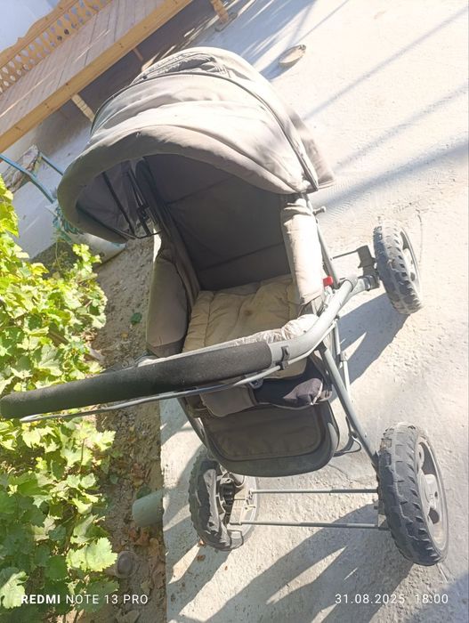 Коляска, улкен, таза жагдайда, нокисте