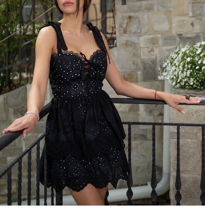 Роклята на Foteva fashion