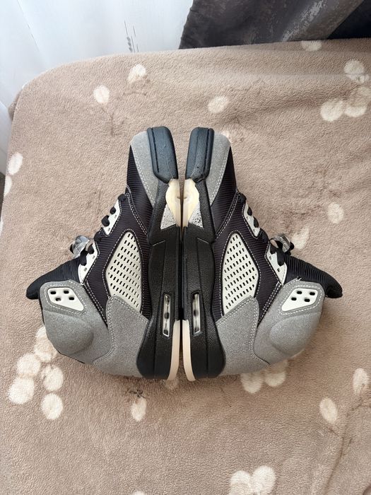 Jordan 5 black grey marimea 42 noi