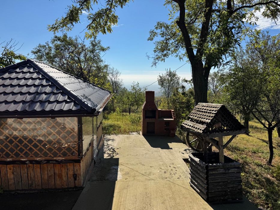 Casa de vacanta ( 1 ora de Bucuresti - acces A3 & A7 )- Breaza - Buzau