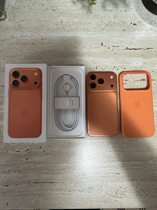 Iphone 17 Pro Orange