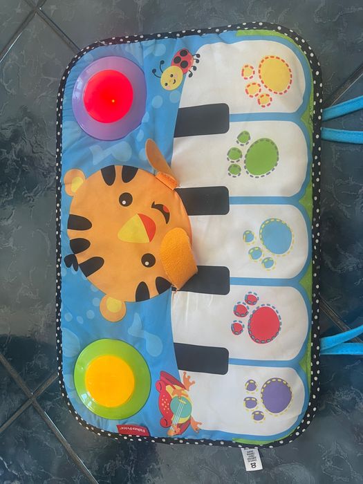 Пиано за крачета Fisher price