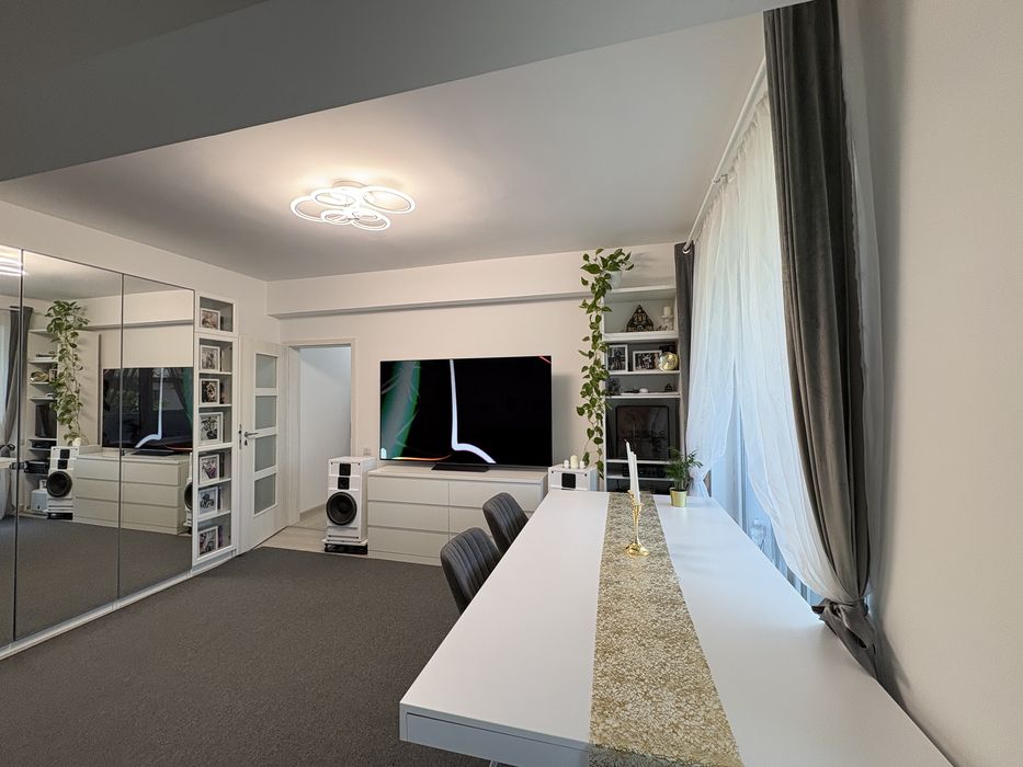 Apartament 2 camere spațios