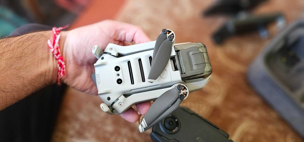 DJI Mavic Mini Fly More Combo, 3 батерии, Отлично състояние