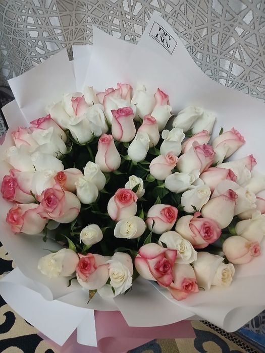 Букет роза 61 шт