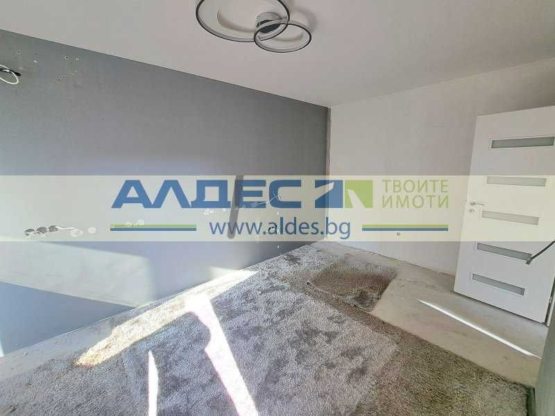 Дава се под наем Двустаен апартамент в София, Изток - 165 кв.м за 800 € - Снимка #10