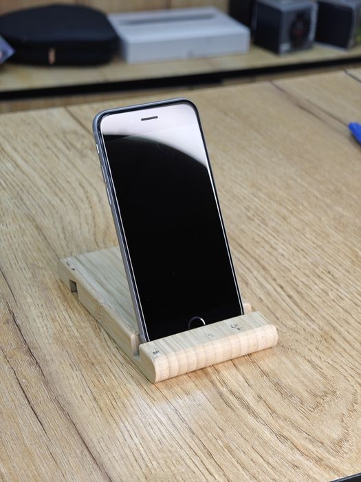 Iphone 6s, айфон 6с. акб 81%.