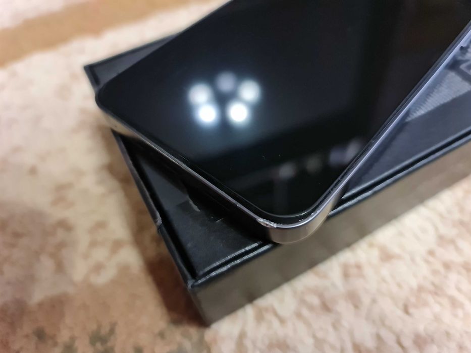 Телефон Samsung S24+