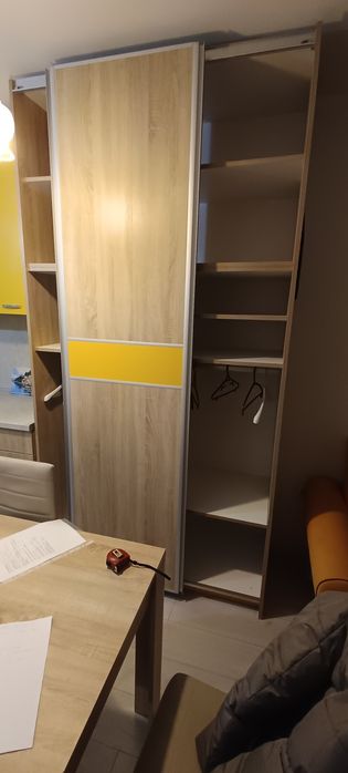 Гардероб висок много запазен