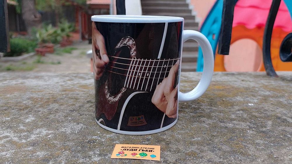 Чаши с китари и барабани. Идея за подарък. От Бижута Луди гъби.