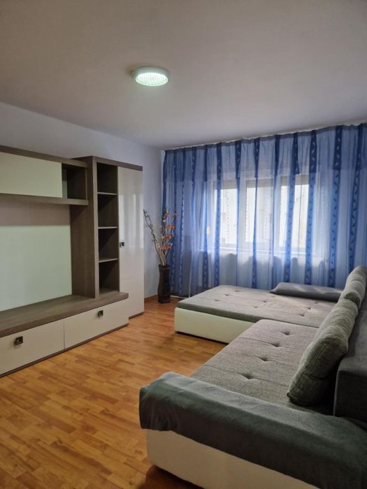 Apartament de inchiriat