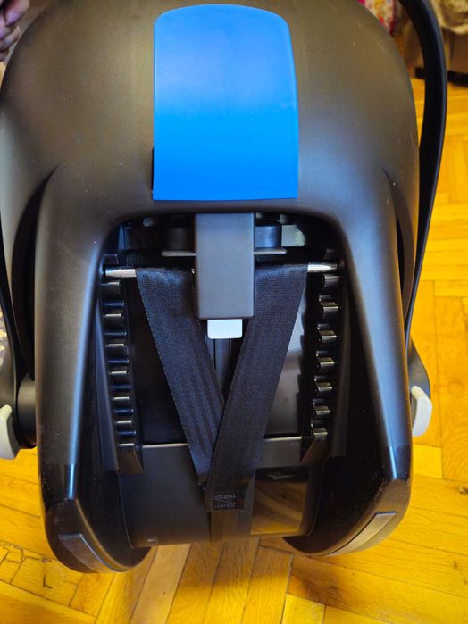 Ново бебешко столче/кошница за кола