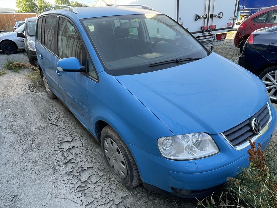 Volkswagen Touran 2.0 TDI 140 DSG 2005 На Части