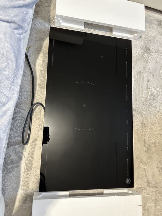 Plite electrice cu inductie,marca Bertazzoni,90cm
