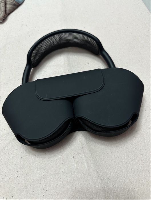 Продам Airpods Max