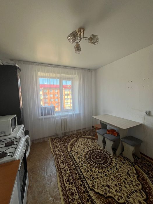 Продам 2х комнатную, мкрн Береке