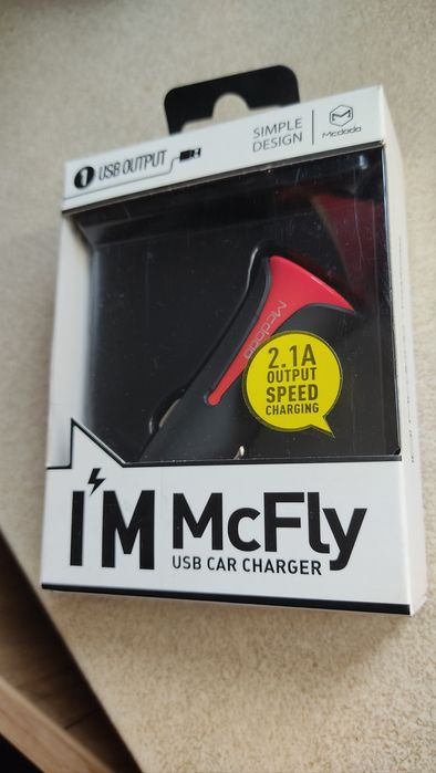 Încărcător auto usb