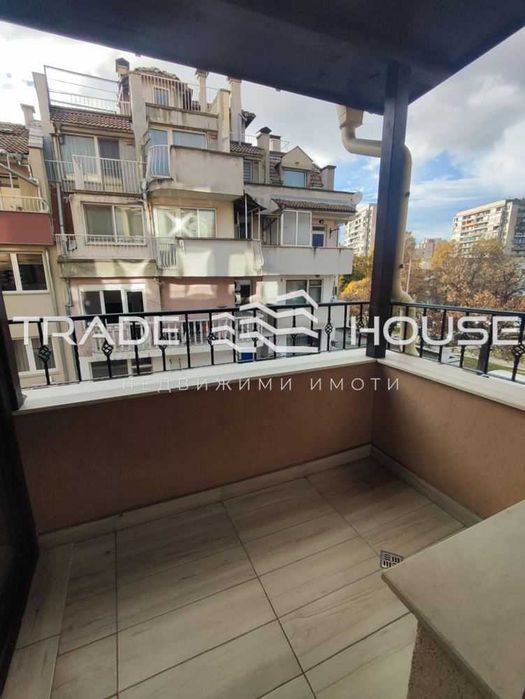 Дава се под наем Двустаен апартамент в Пловдив, Младежки Хълм - 75 кв.м за 400 € - Снимка #3