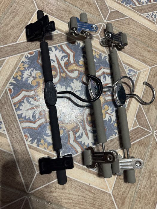 Плечики и прищепки для брюк