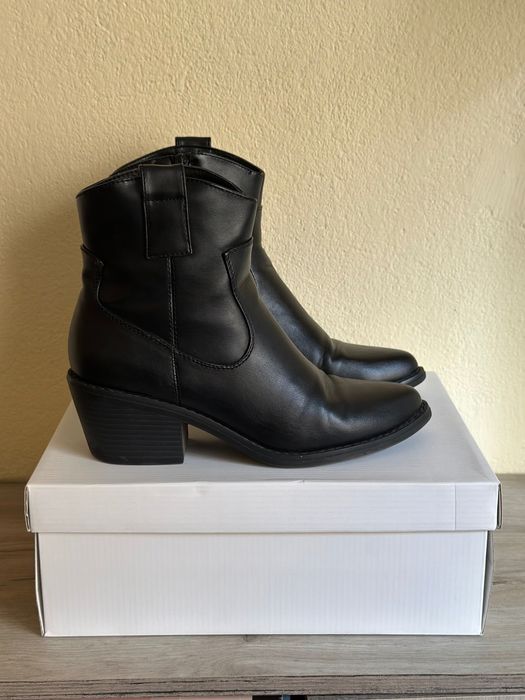 Черни боти 40 номер