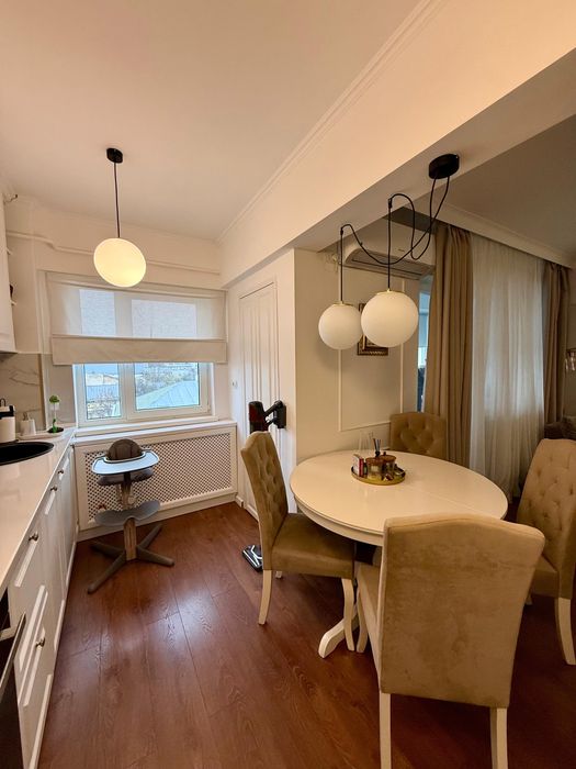 Apartament 3 camere mobilat şi utilat