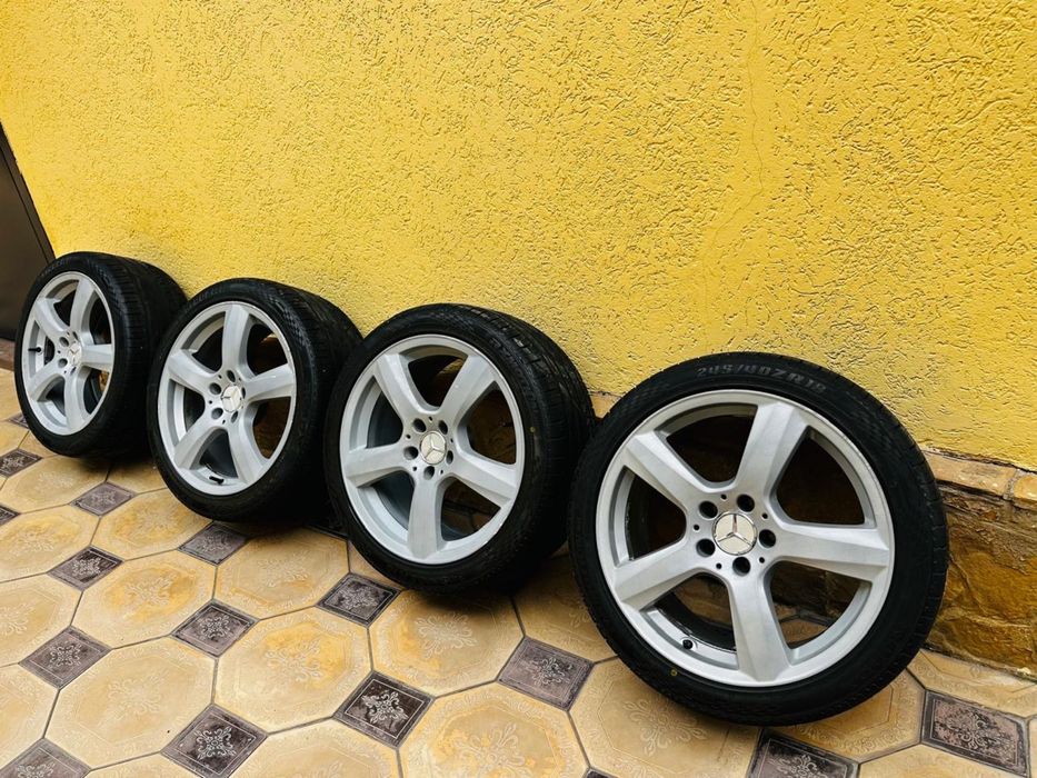Дисики на мерседес.Шины 245/40R18