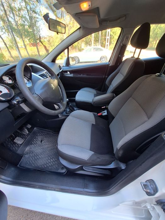 Peugeot 207 inmatriculat